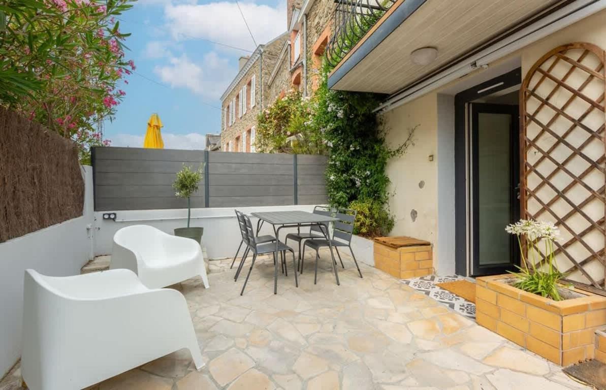 SAINT ALEXANDRE - Jolie maison atypique avec terrasse - 4 personnes Dinard Extérieur photo